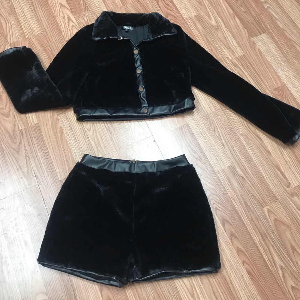 Faux Fur 2 piece shorts w/jacket